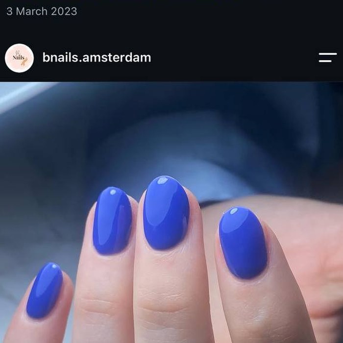 Blauwe nagels